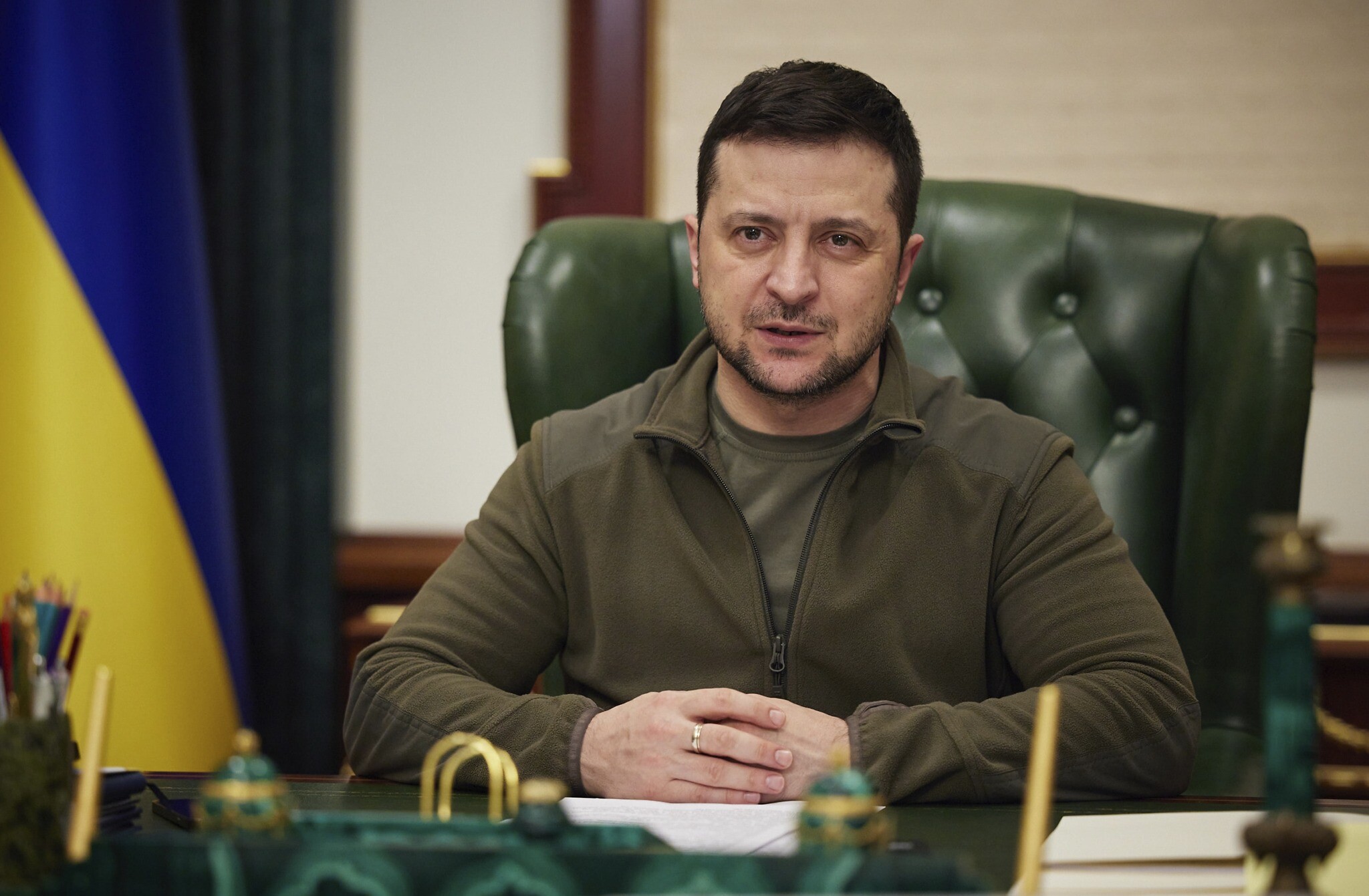 Ukraine war: World must act now to stop Russia nuclear threat - Zelensky