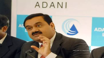 Adani Group: Leaving DLF behind, Adani won the project to redevelop Dharavi's biggest slum, bidding Rs 5069 crore