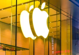 New trouble for Apple, iPhone seized, know why?