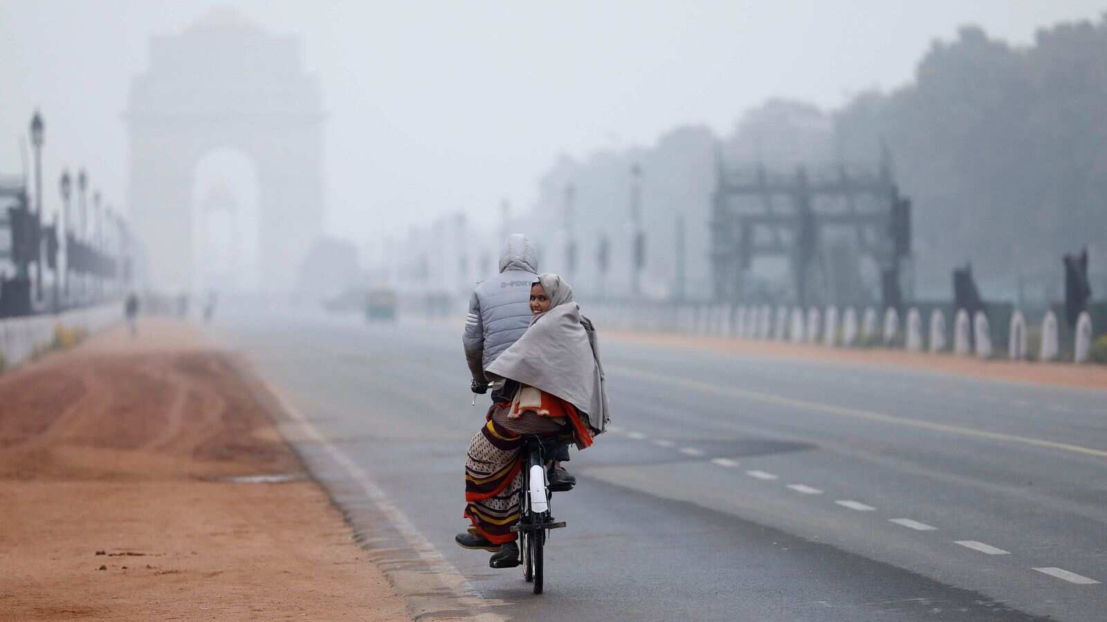 Weather Forecast: Visibility decreased with increasing cold in Delhi – IMD issued alert