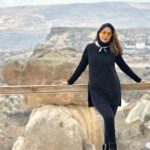 Hina Khan Pics: Hina Khan lost her heart in the mountains of Turkey, shared beautiful pictures of her vacation in all black look