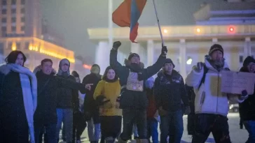 Hijab in Iran, fear of rigging in Bangladesh and corruption in Mongolia.