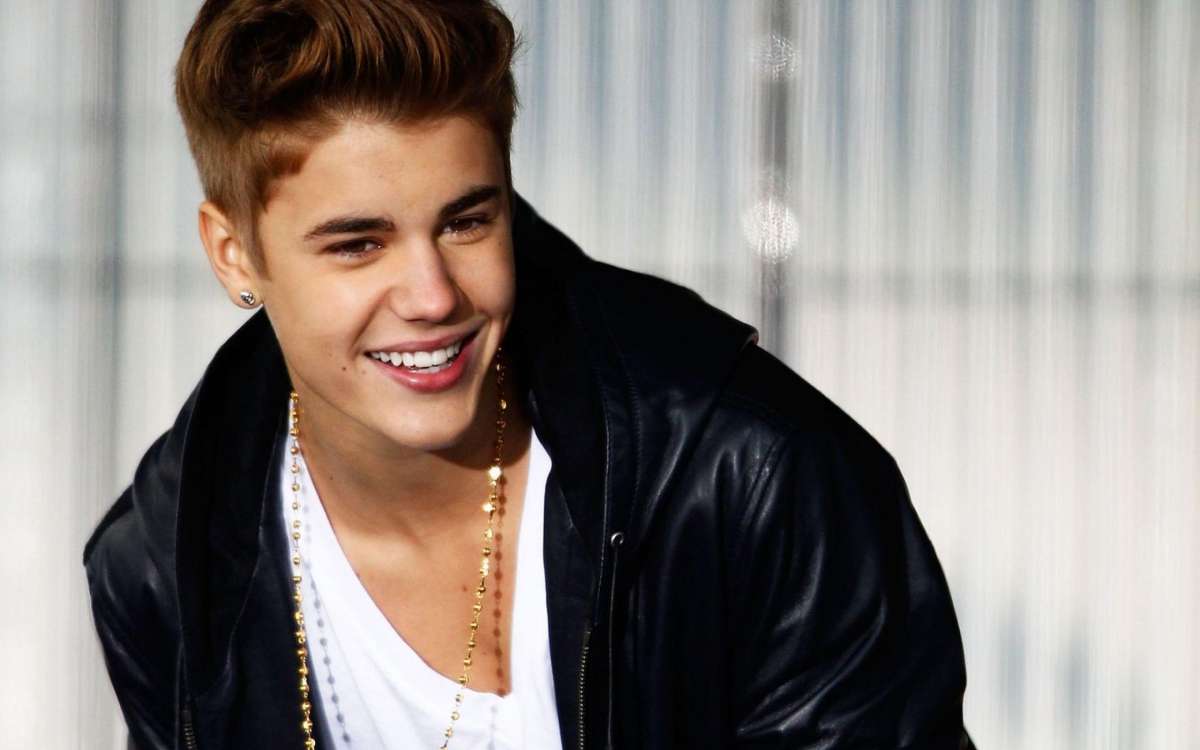 Justin Bieber: Singer Justin Bieber raging on famous clothing brand