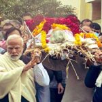 PM Modi's mother Heeraben passed away in the early hours of Friday at a hospital in Ahmedabad.