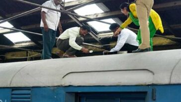 How the robbers made away with 300 crores from a moving train!