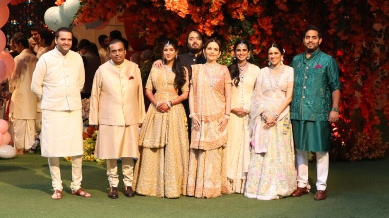 WATCH: Mukesh Ambani, Nita Ambani groove to 'Wah Wah Ramji' at Anant Ambani's engagement