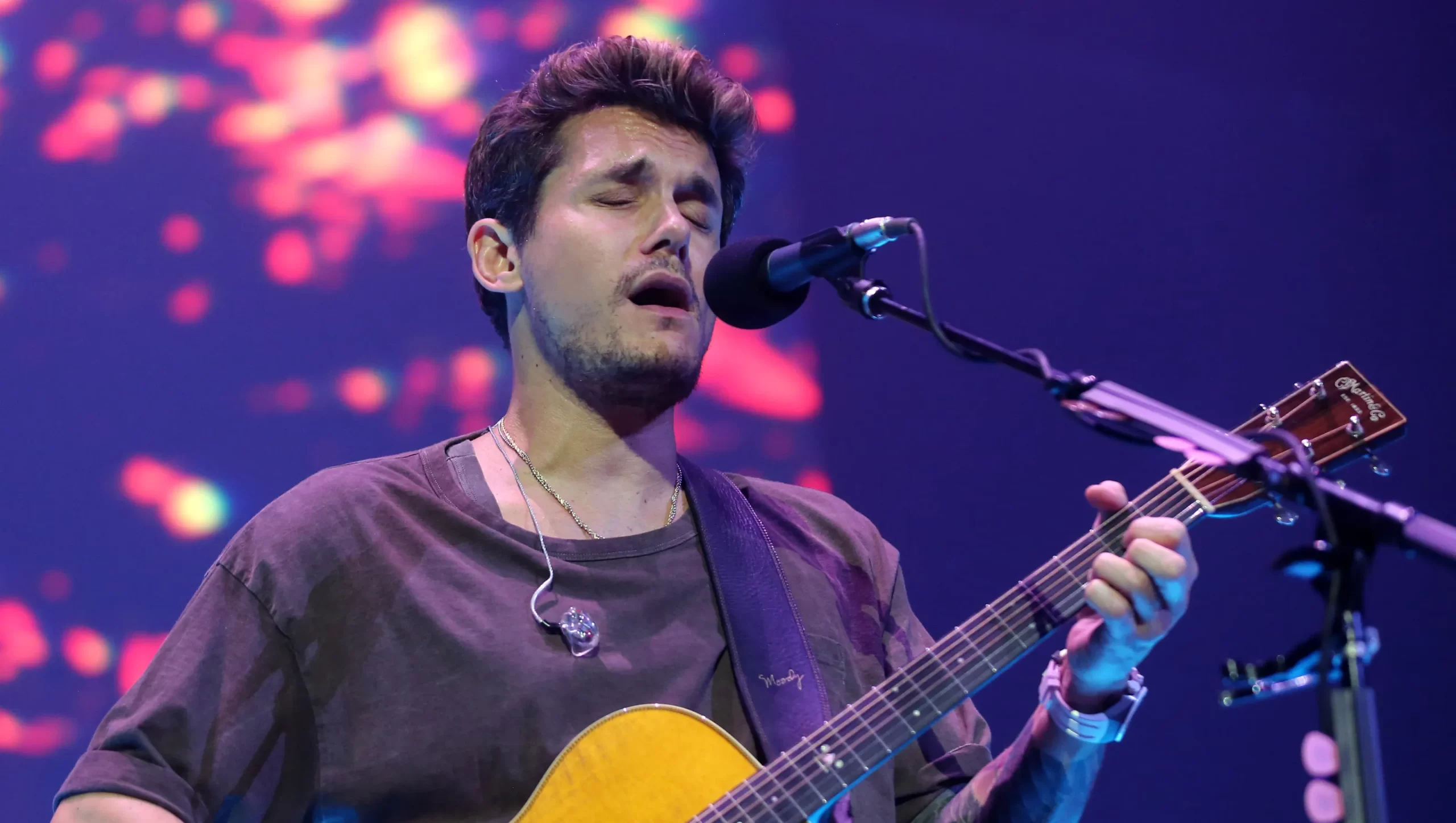 This spring, John Mayer will bring his acoustic tour to Nashville.