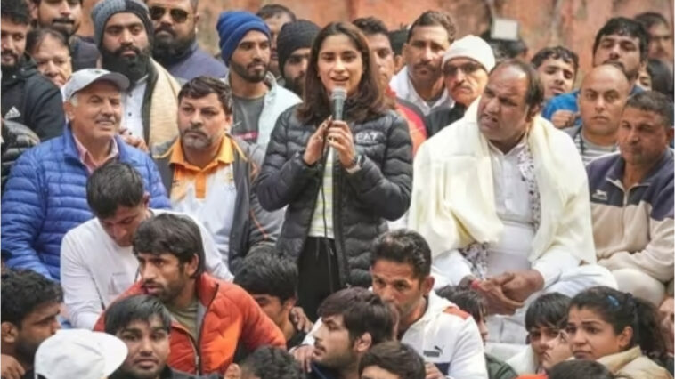 Wrestlers Protest against WFI