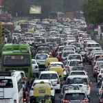 Traffic Jam in Delhi: Heavy jam on Noida-Delhi border, problems increased due to closure of Ashram flyover