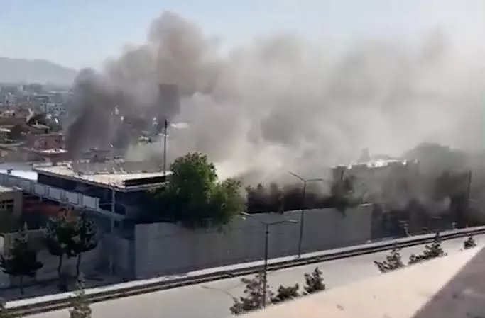 Explosion outside Afghan Foreign Ministry