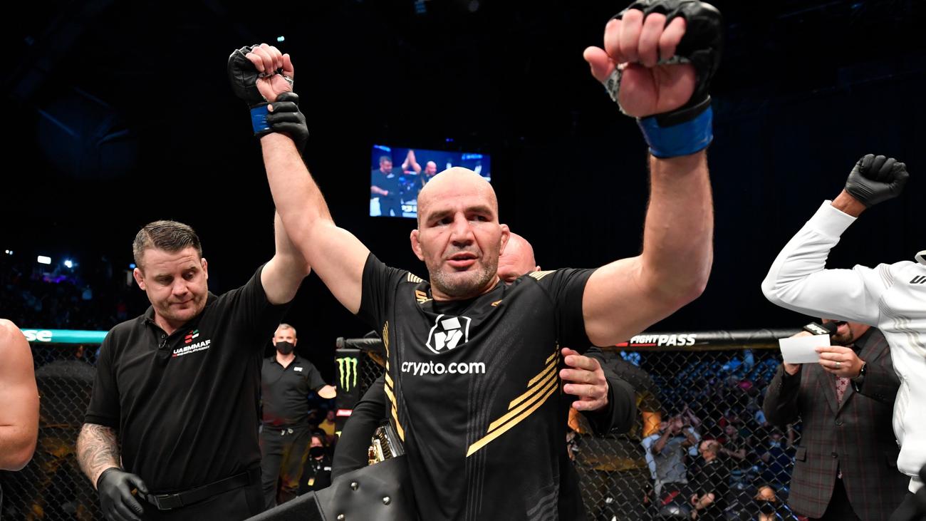 All the latest news about UFC 283, where Glover Teixeira will fight Jamahal Hill for the light heavyweight title