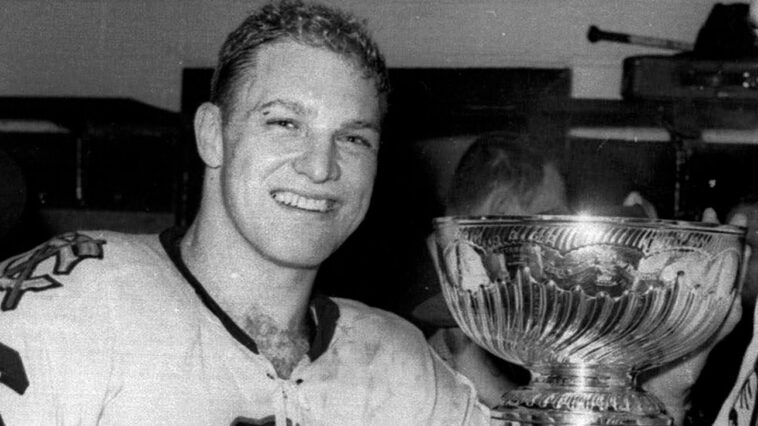 The Golden Jet, Bobby Hull, died at 84.