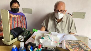 The Padma Shri award goes to a doctor in Madhya Pradesh who treats people for Rs 20