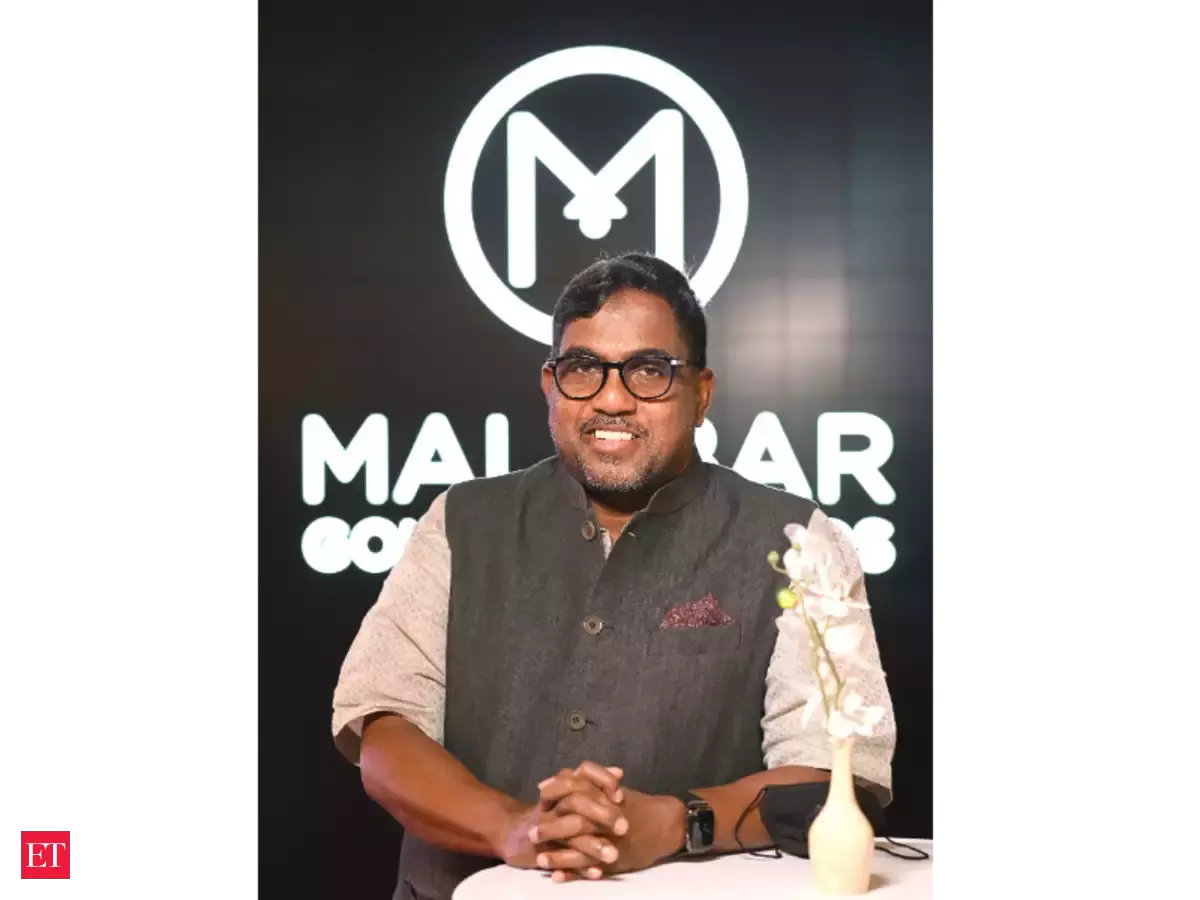 Malabar Group Chairman MP Ahammed says that import taxes should be lowered to stop gold smuggling.