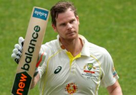 Australia's Steve Smith signs a contract with Sussex to get ready for the Ashes.