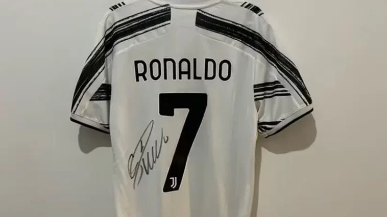 Cristiano Ronaldo jersey