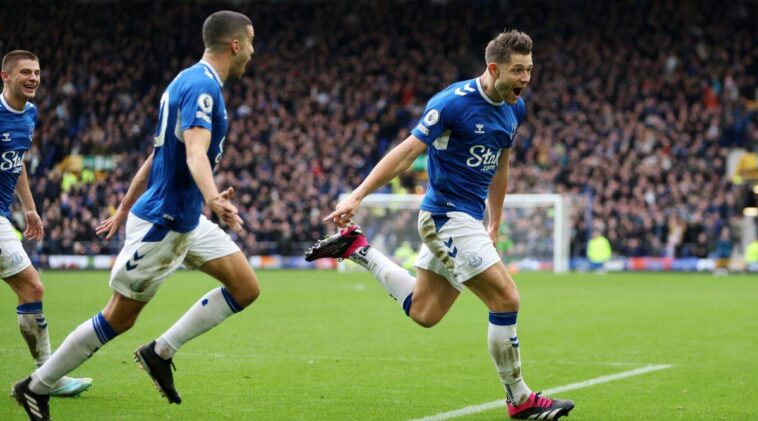 Everton 1-0 Arsenal highlights, Premier League: Tarkowski's goal condemns the Gunners to their second loss of the year.