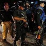 Terrorists attack the police chief's office in Karachi