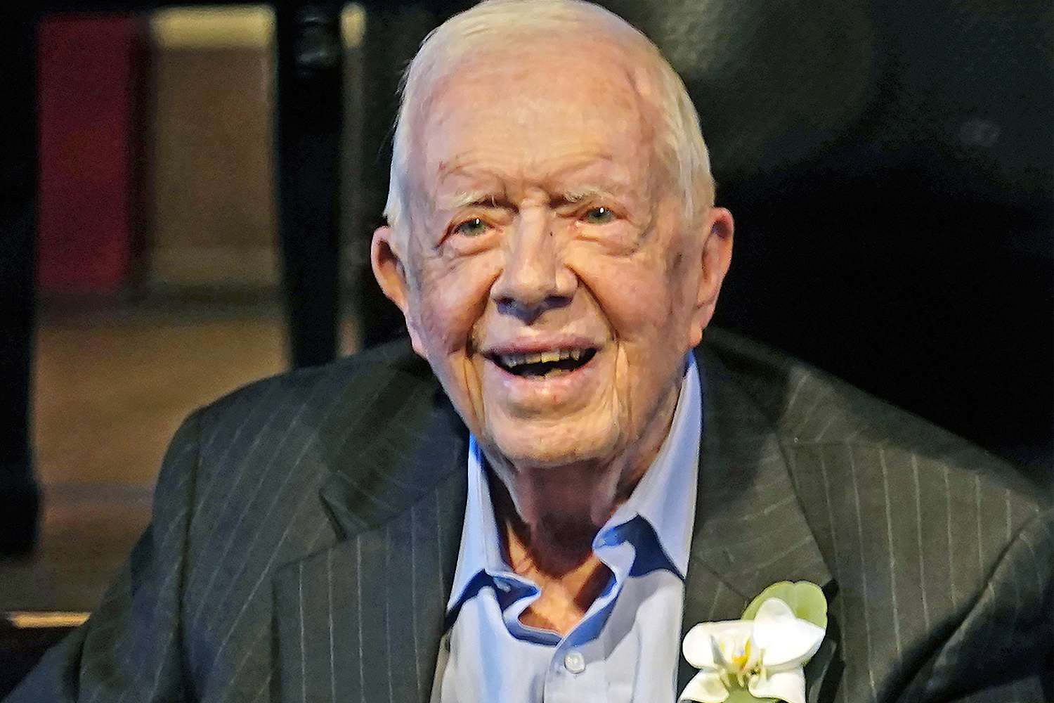 Jimmy Carter begins home hospice care