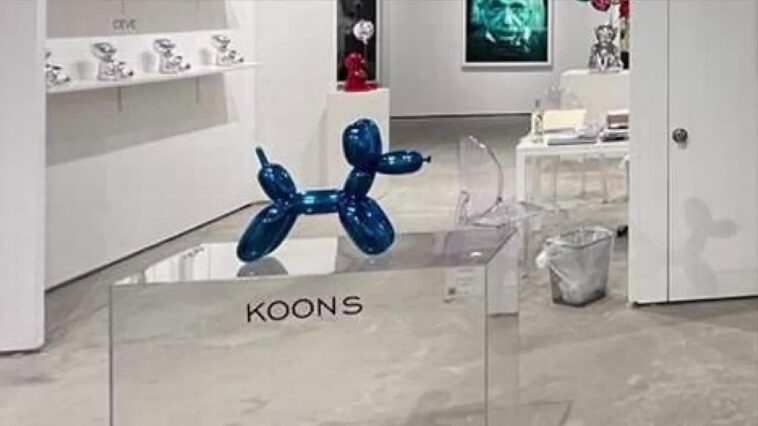 Watch: $42,000 US sculpture is accidentally broke by a visitor