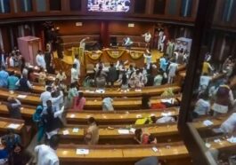 Clash at MCD House: AAP and BJP councillors throw boxes and exchange blows in a brawl at MCD House