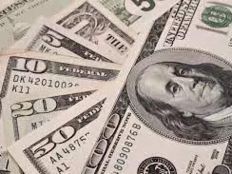 Dollar hovers close to a 5-week high as inflation data looms; yen falls.