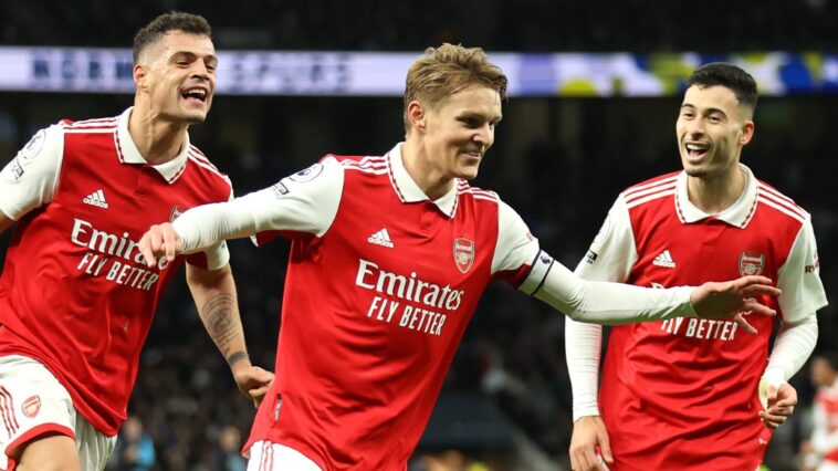 Arsenal Held, Spurs Defeated