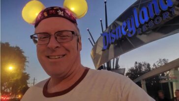 US Man Breaks Guinness World Record by Visiting Disneyland Nearly 3,000 Times