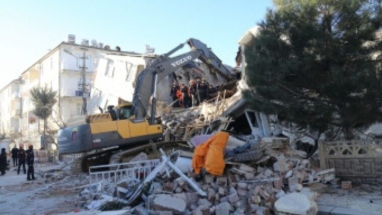 Syria-Turkiye earthquake kills 2,600; worldwide community aids