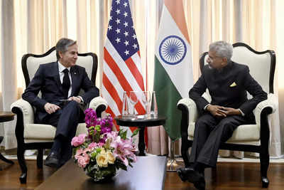 US praises India for promising start