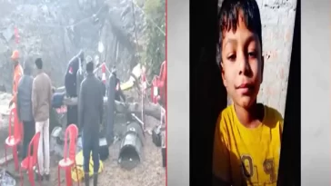 Rescue Eight Year Old Boy In MP : falls into a 60-foot borewell