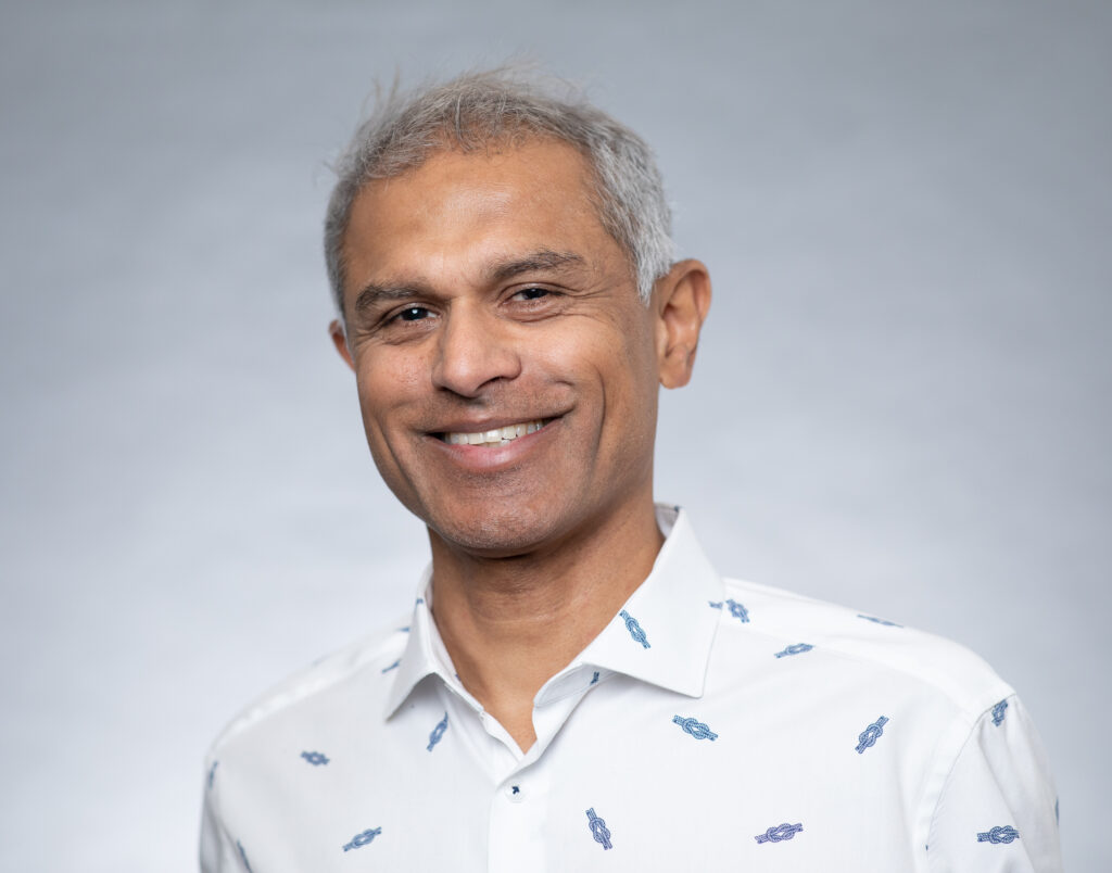 MIT Professor of Indian Origin Hari Balakrishnan Awarded Marconi Prize