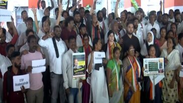 Protesters interrupt a Kashmir forum at the National Press Club in Washington