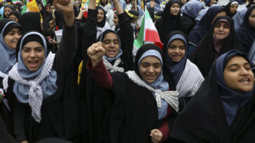 Over 5000 Iranian Schoolchildren Poisoned: Lawmaker