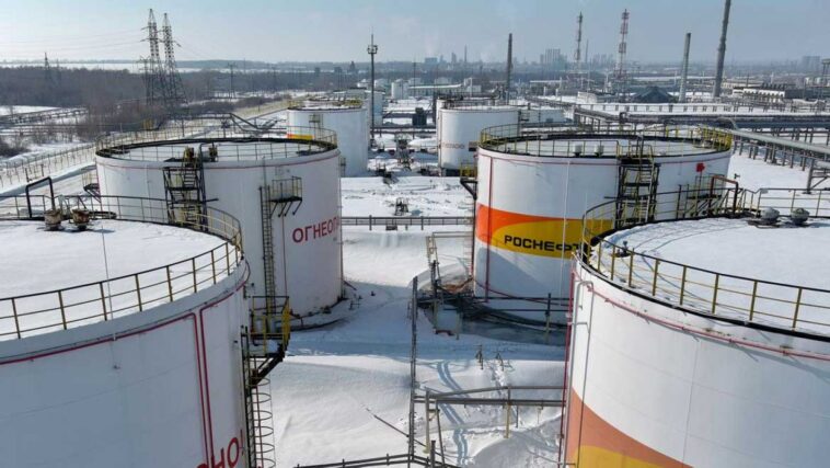 As the West tightens sanctions, Russia's oil revenue sink