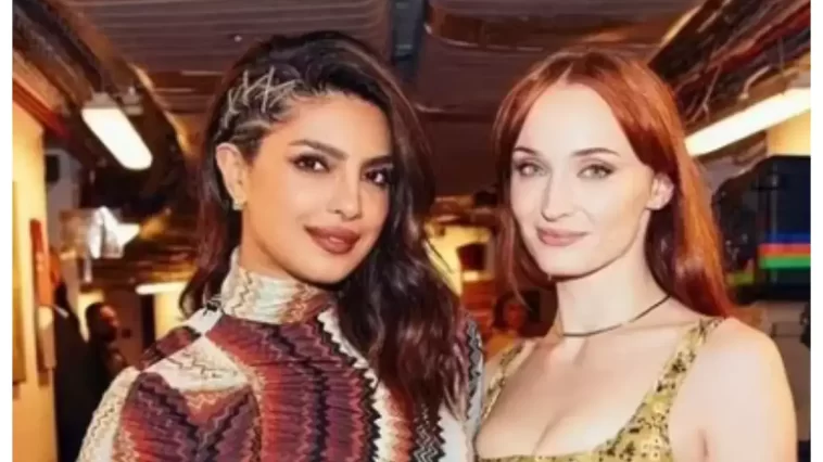 After the Jonas Brothers concert, Priyanka Chopra poses with her sister-in-law Sophie Turner; both look divine 