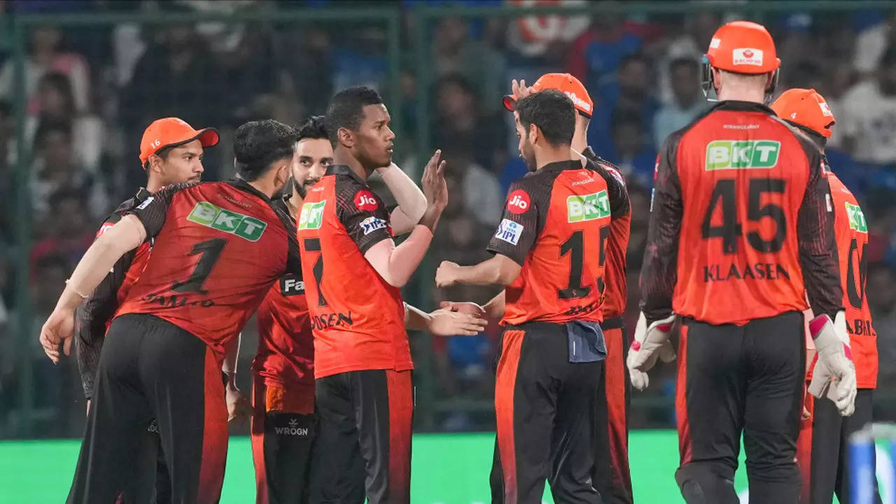 SRH beats DC in 9 Runs