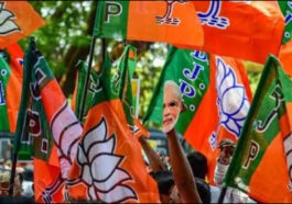 Six Aam Aadmi Party corporators join BJP in Surat