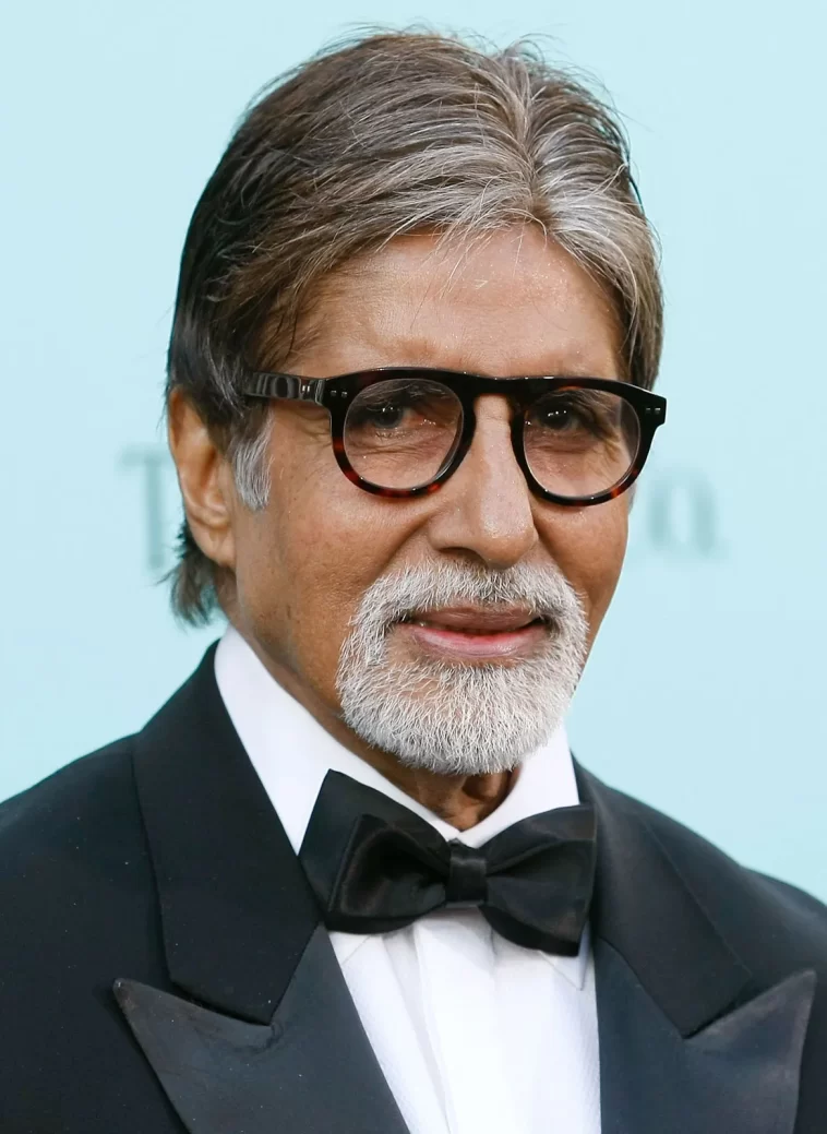 Amitabh tweets he paid for blue tick