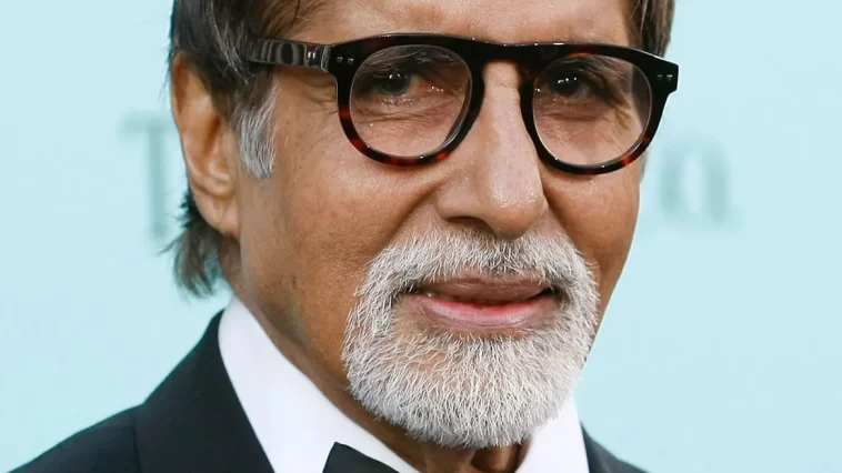 Amitabh tweets he paid for blue tick
