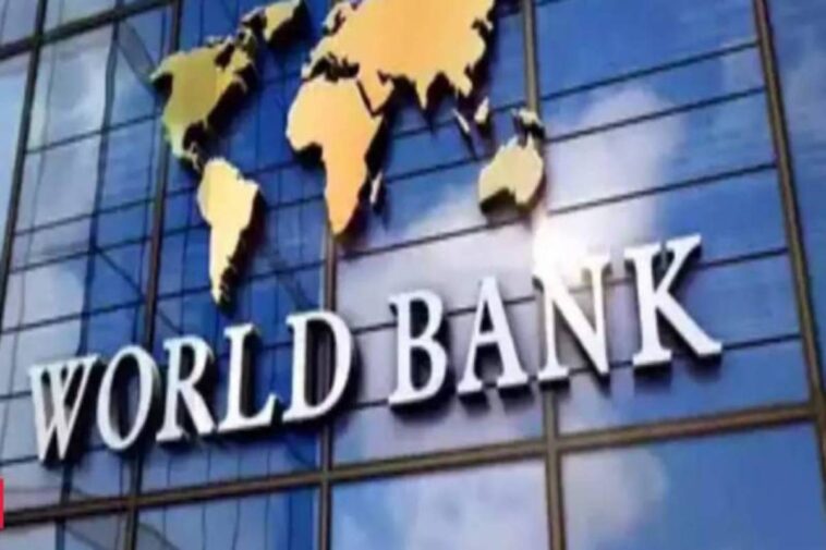 The World Bank warns that Pakistan