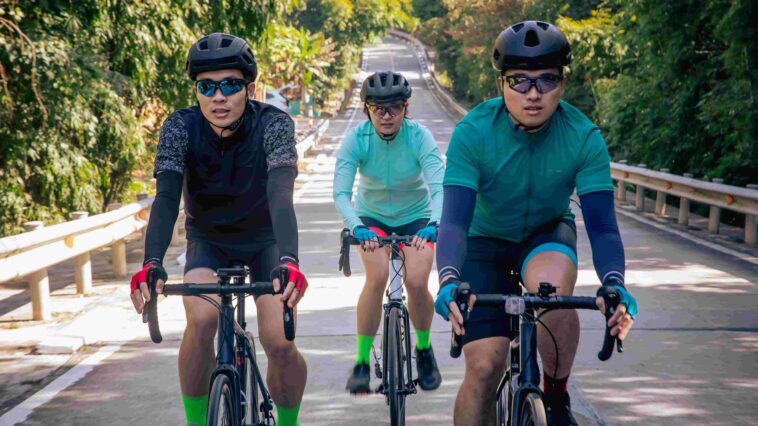 12 Benefits of Cycling, Plus Safety Tips