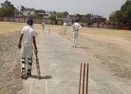In Etawah, UP, a dispute over a cricket match causes stone throwing between two parties