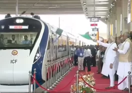 Vande Bharat green Signal by PM Modi