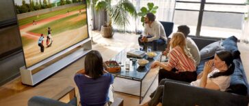 What is the recommended viewing distance of televisions?