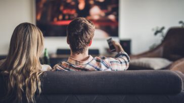 7 Ways to Binge-Watch TV Without Harming Your Health