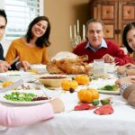 BENEFITS OF FAMILY DINNERS