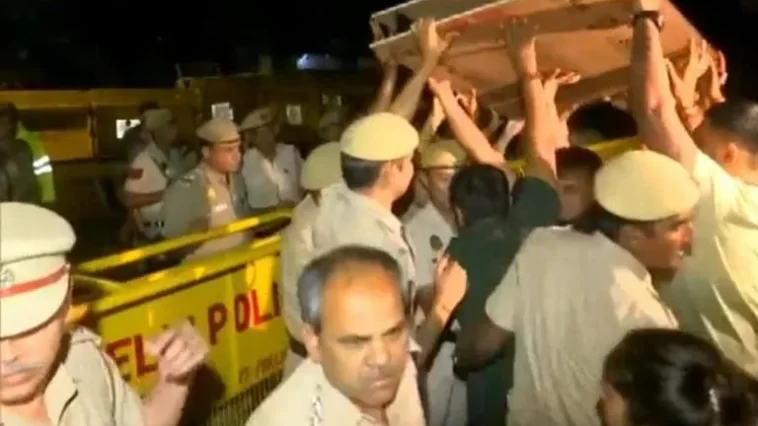 Jantar Mantar brawl between protesting Wrestlers and Police