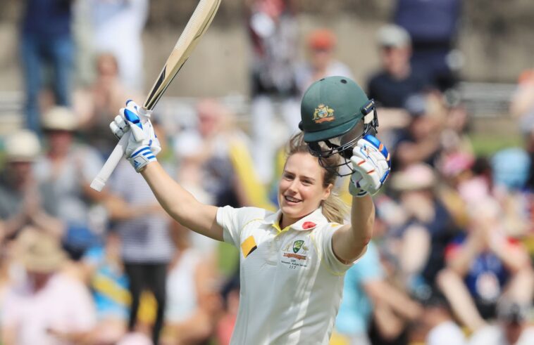 Ellyse Perry achieves historic milestone