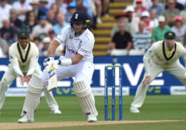 it will be a very hard chase for Australia